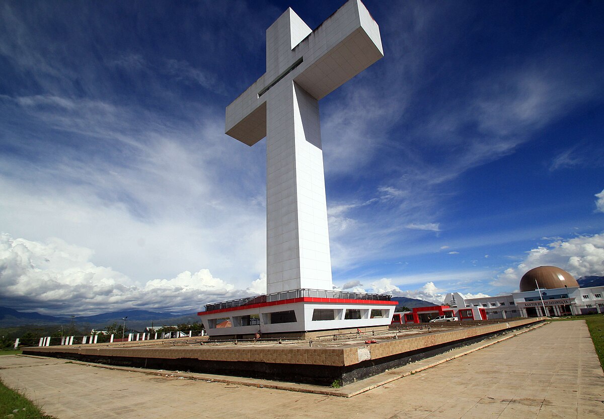Tugu Salib Wamena
