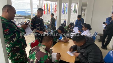 Donor Darah di KPU Papua Pegunungan dalam rangka HUT KORPRI